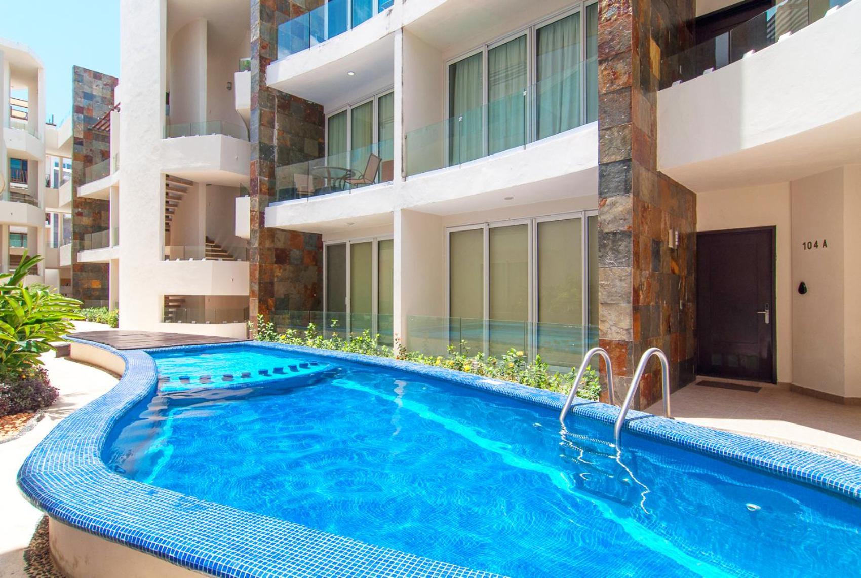 Сasa de vacaciones Exceptional Location Near Beach, Pool-view Balcony